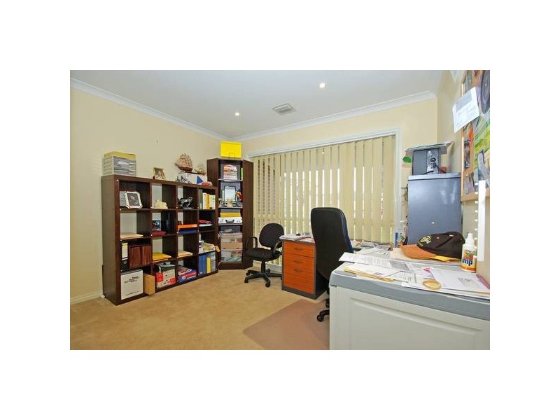 7 Ratcliffe Way, Lynbrook VIC 3975