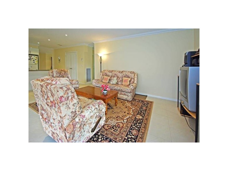 7 Ratcliffe Way, Lynbrook VIC 3975