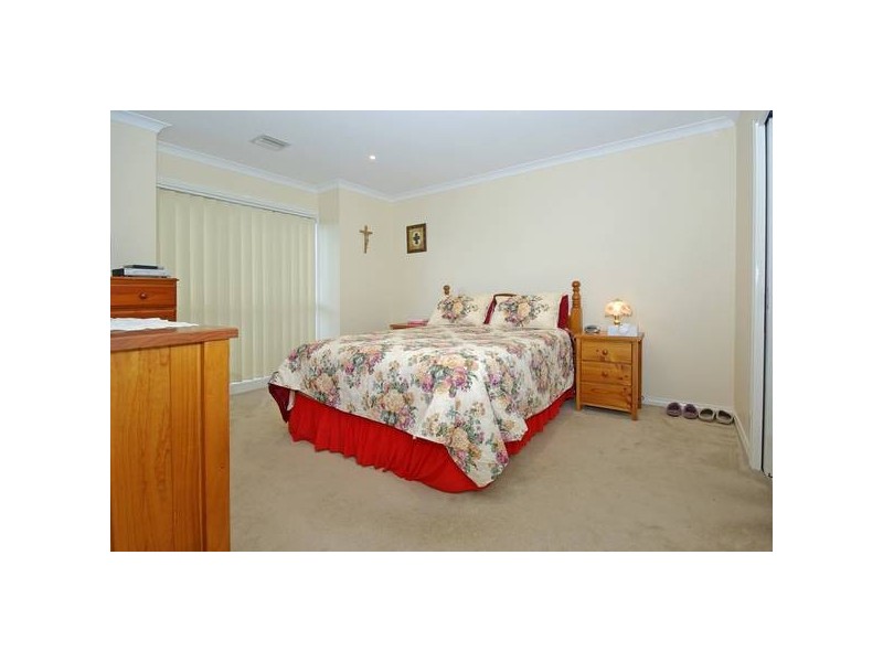 7 Ratcliffe Way, Lynbrook VIC 3975