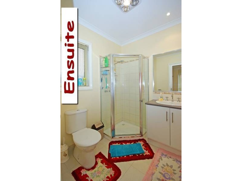 7 Ratcliffe Way, Lynbrook VIC 3975