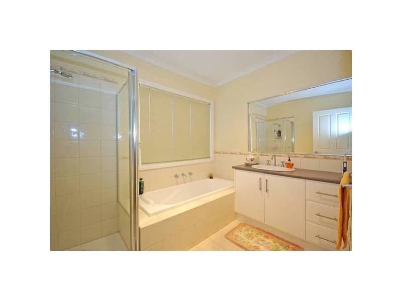 7 Ratcliffe Way, Lynbrook VIC 3975
