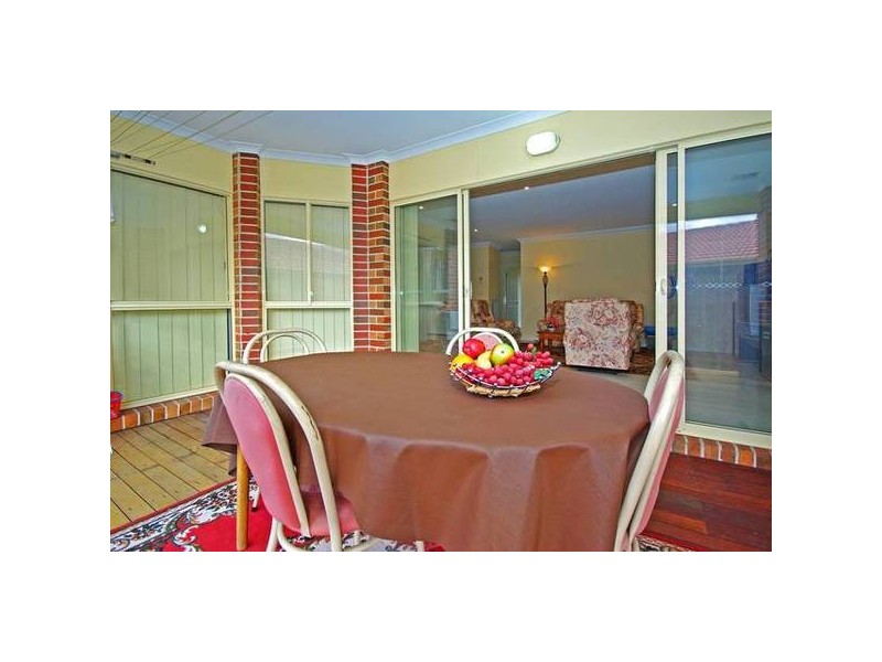 7 Ratcliffe Way, Lynbrook VIC 3975
