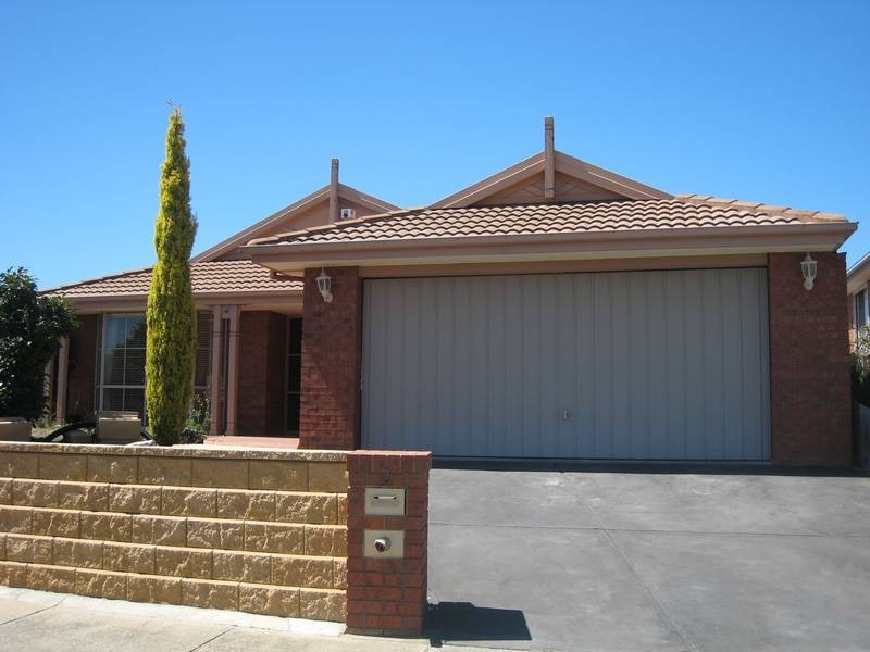 2 Chesthunt Drive, Hallam VIC 3803