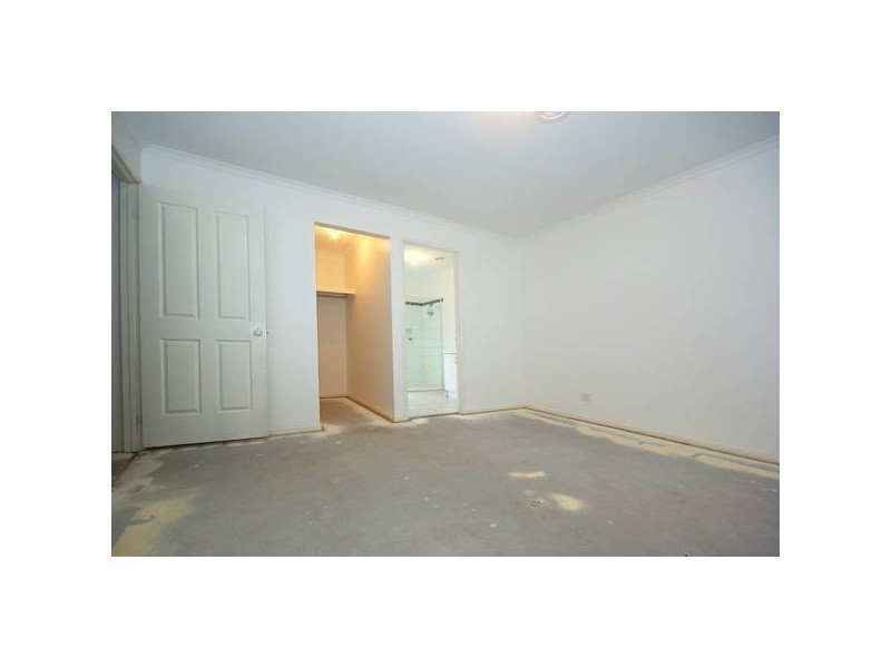 53 Oakland Drive, Hampton Park VIC 3976