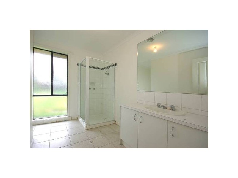 53 Oakland Drive, Hampton Park VIC 3976