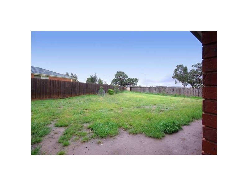 53 Oakland Drive, Hampton Park VIC 3976