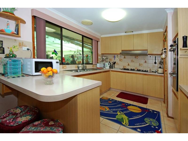 64 Huntington Drive, Hampton Park VIC 3976