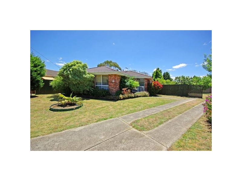 11 Conway Court, Hampton Park VIC 3976
