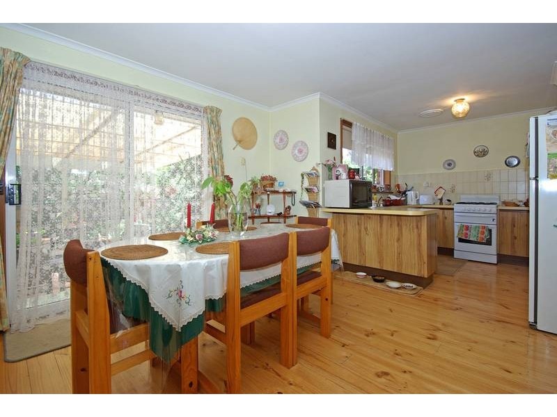 11 Conway Court, Hampton Park VIC 3976