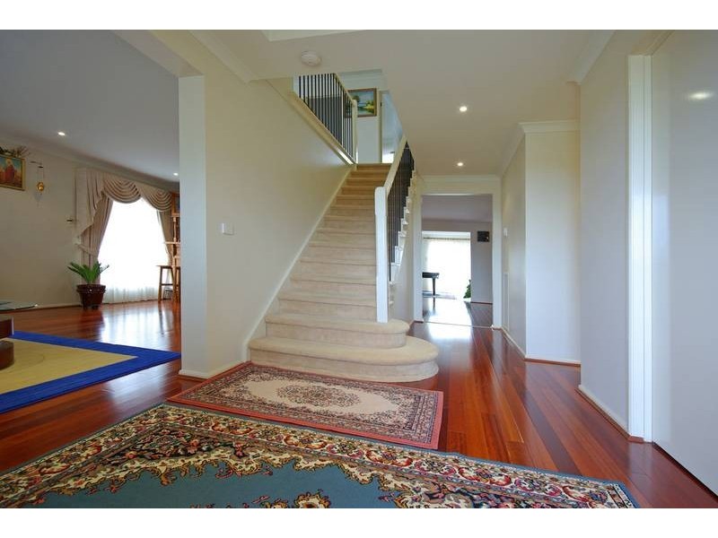 7 Upfield Walk, Lynbrook VIC 3975