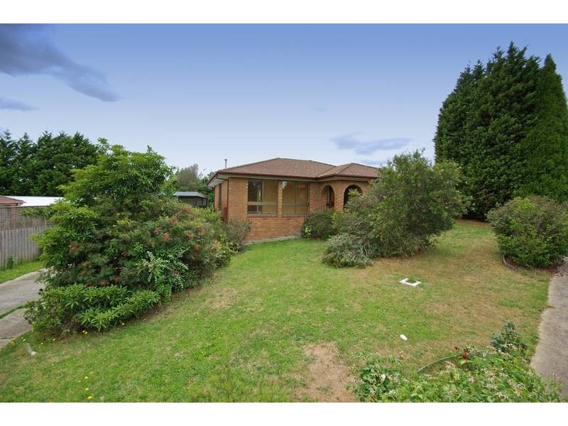 2 Dulnain Close, Hampton Park VIC 3976