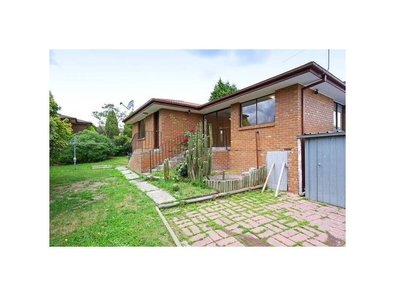 2 Dulnain Close, Hampton Park VIC 3976