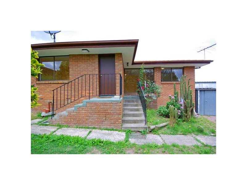 2 Dulnain Close, Hampton Park VIC 3976