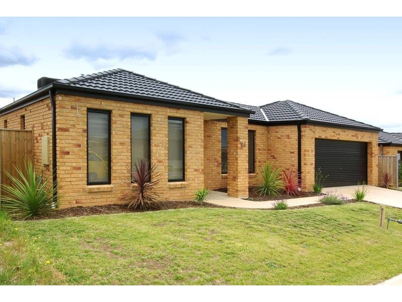 21 Tea Tree Court, Lyndhurst VIC 3975