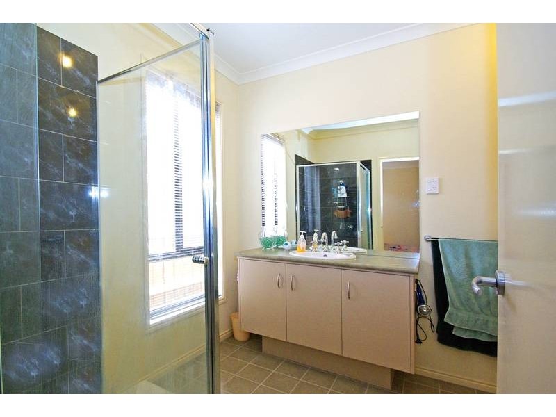 21 Tea Tree Court, Lyndhurst VIC 3975