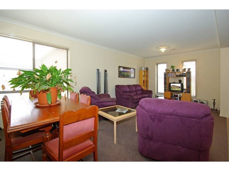 21 Tea Tree Court, Lyndhurst VIC 3975