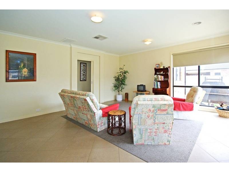 21 Tea Tree Court, Lyndhurst VIC 3975