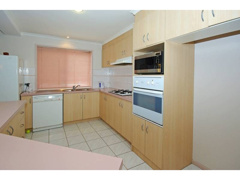 9 Dusk Court, Hampton Park VIC 3976