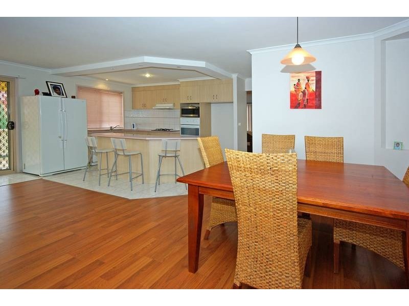 9 Dusk Court, Hampton Park VIC 3976