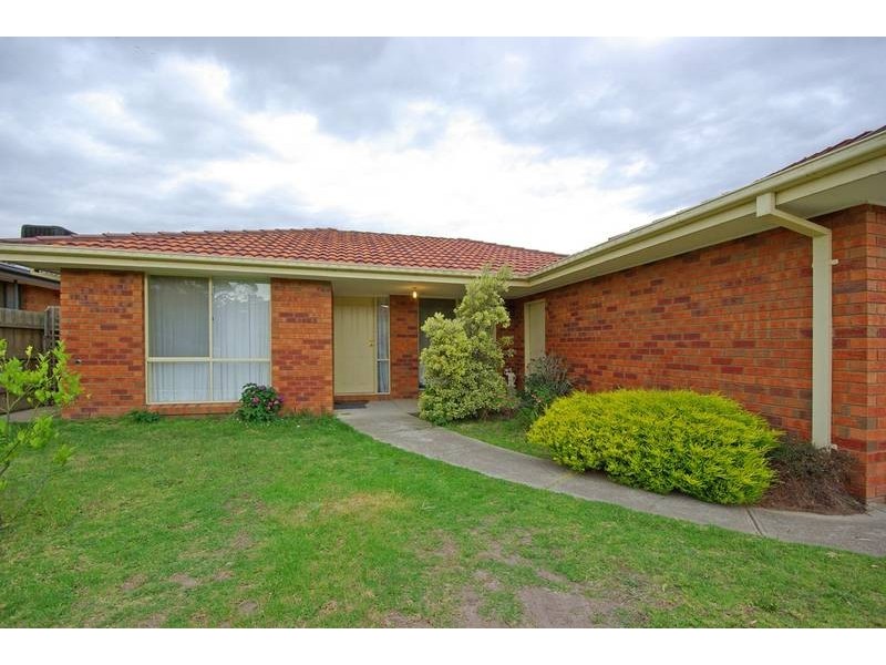 19 Redwood Avenue, Hampton Park VIC 3976