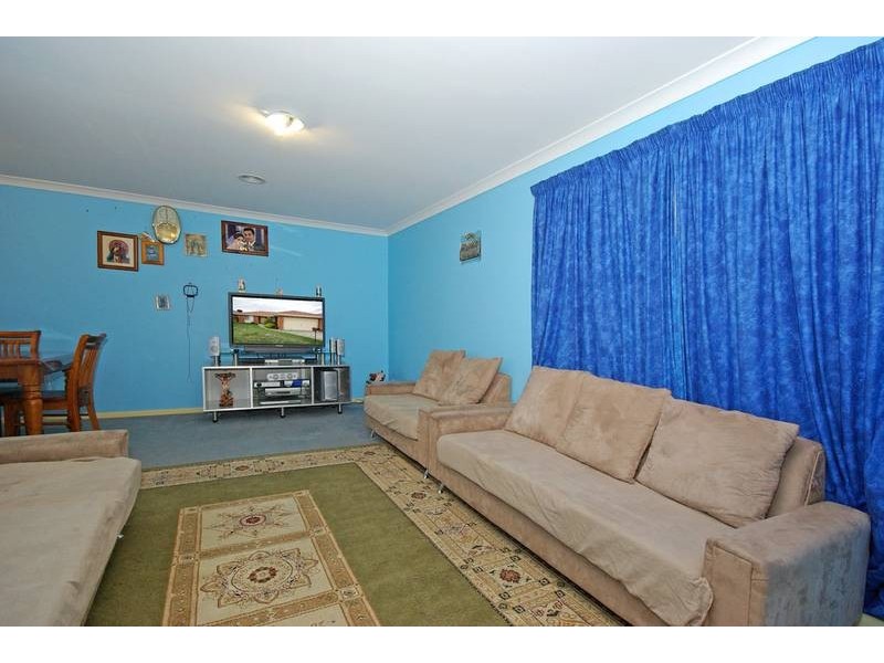 19 Redwood Avenue, Hampton Park VIC 3976