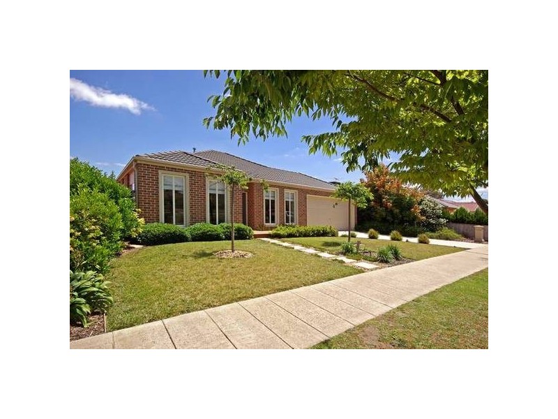 110 Lynbrook Boulevard, Lynbrook VIC 3975