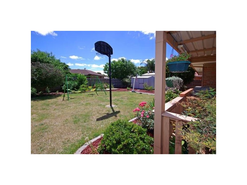 22 Victor Court, Hampton Park VIC 3976