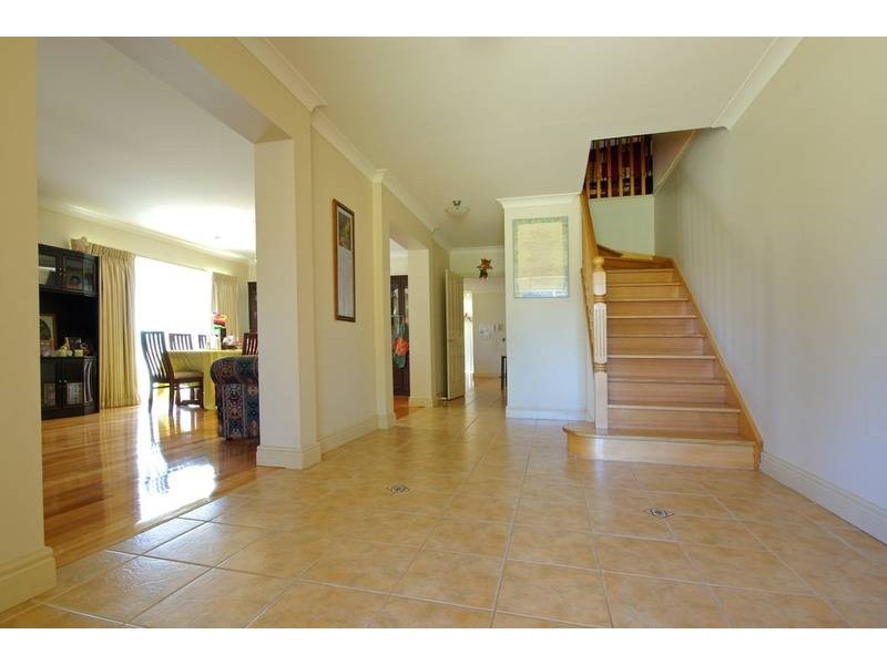 2 Silvertop Close, Lynbrook VIC 3975