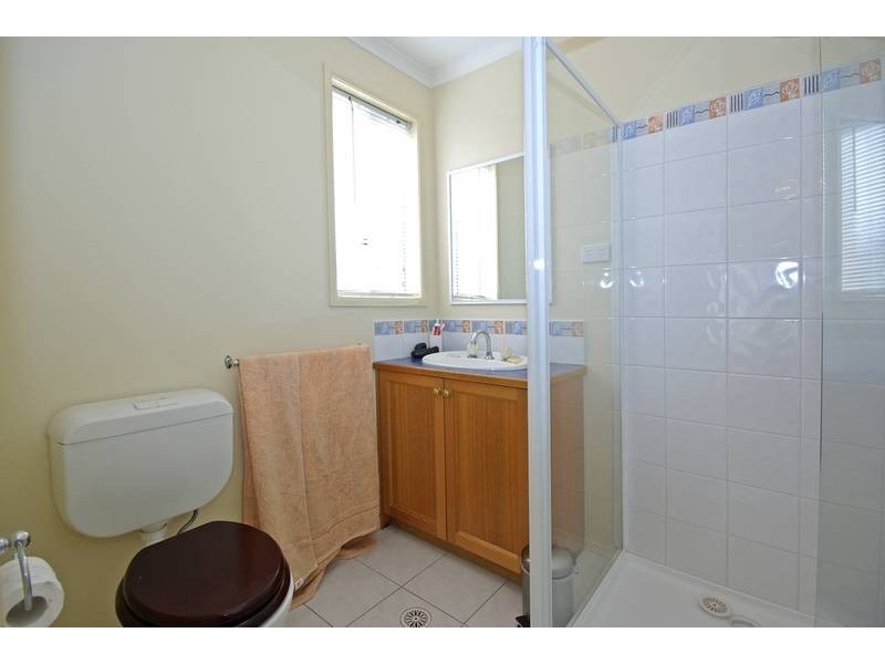 10 O’Reilly Court, Lynbrook VIC 3975