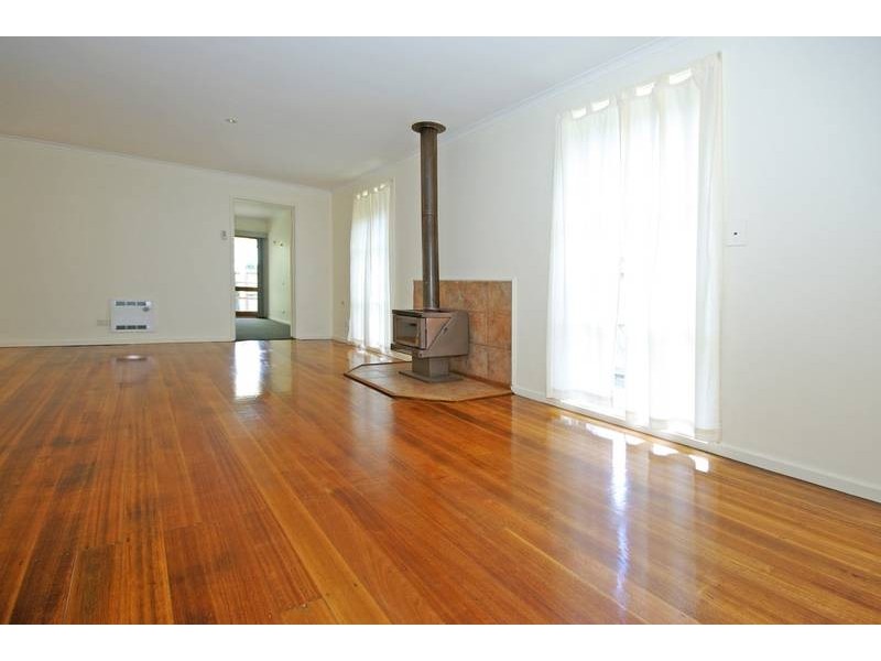 1 Highland Avenue, Hampton Park VIC 3976