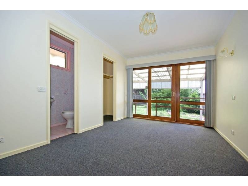1 Highland Avenue, Hampton Park VIC 3976