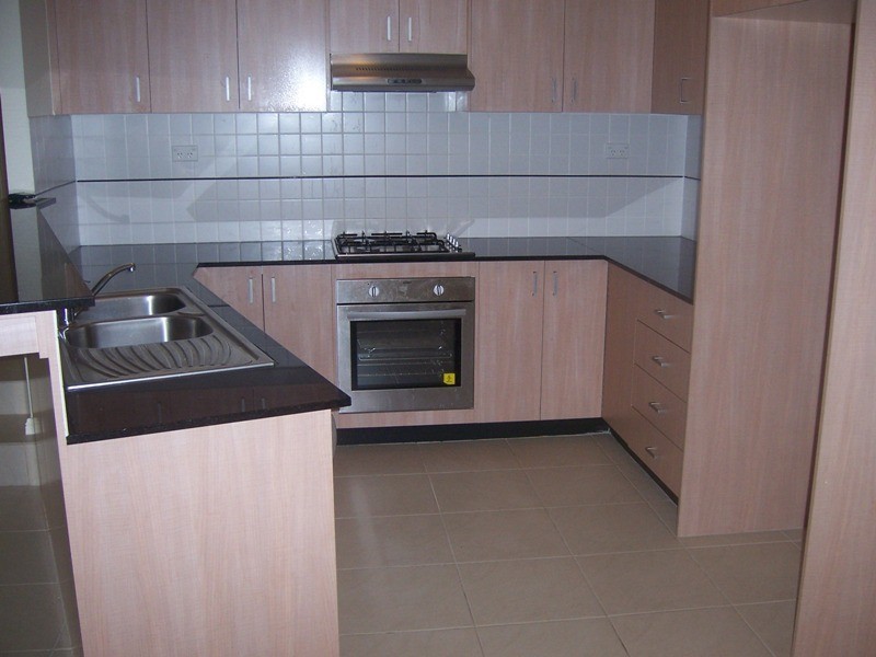 2/8 Woodside Ave, Blacktown NSW 2148