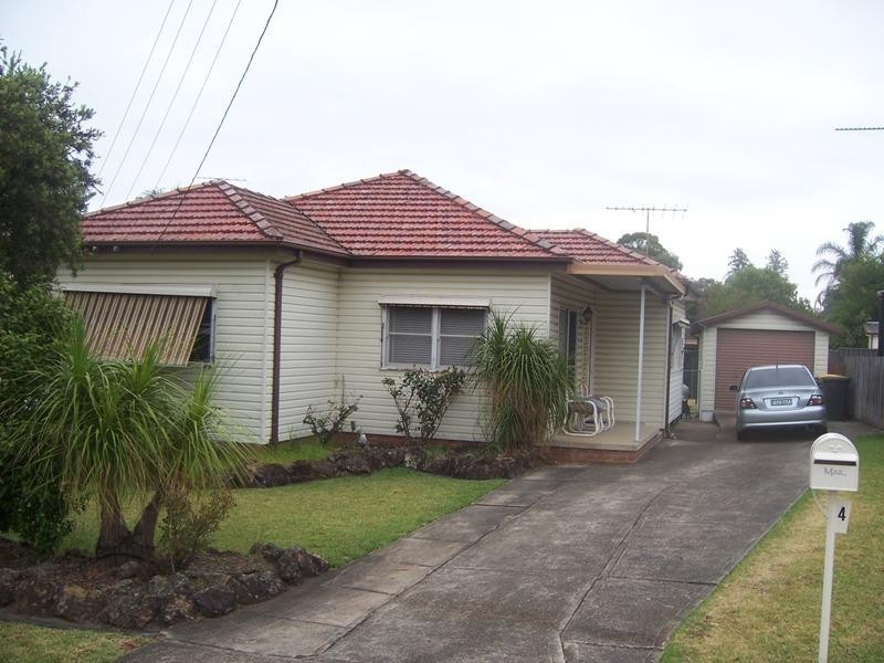 4 Robina Street, Blacktown NSW 2148