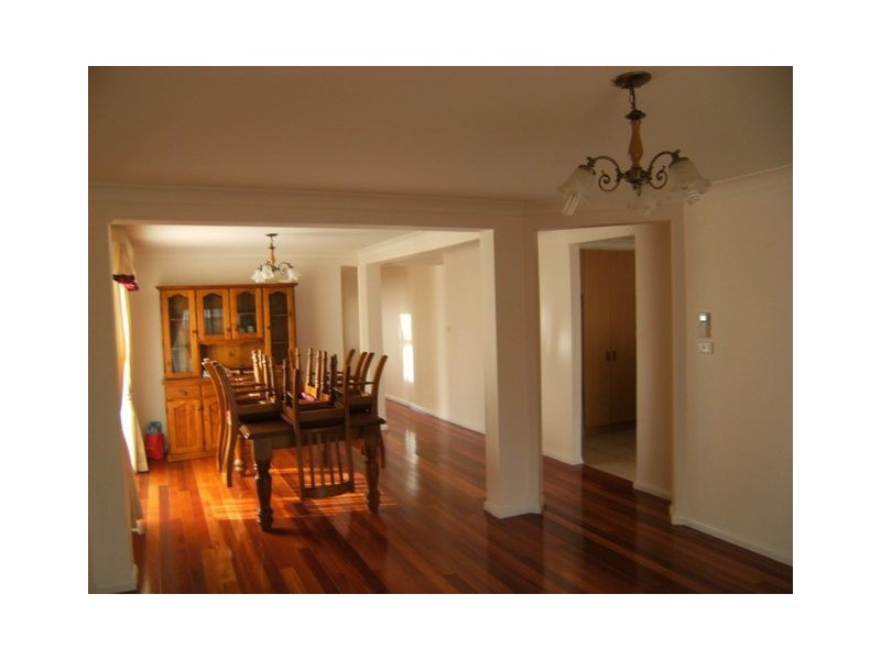 30 Windamere Ave, Woodcroft NSW 2767