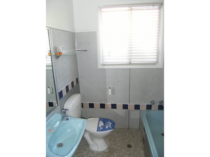 9 Lock St, Blacktown NSW 2148