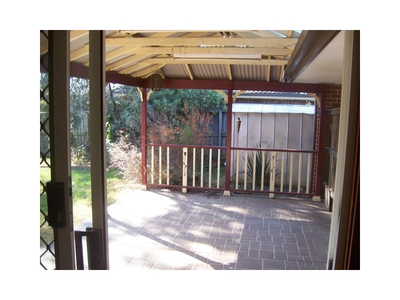 5 Erna Pl, Quakers Hill NSW 2763