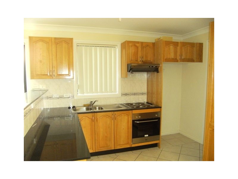 2/28-30 carinya st, Blacktown NSW 2148