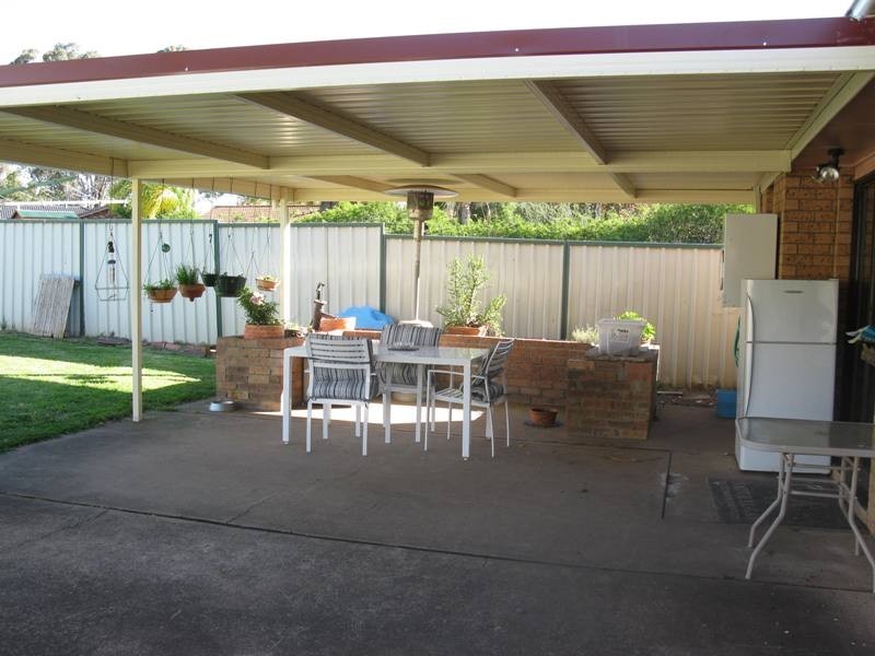 21 Barnard Crescent, Oakhurst NSW 2761