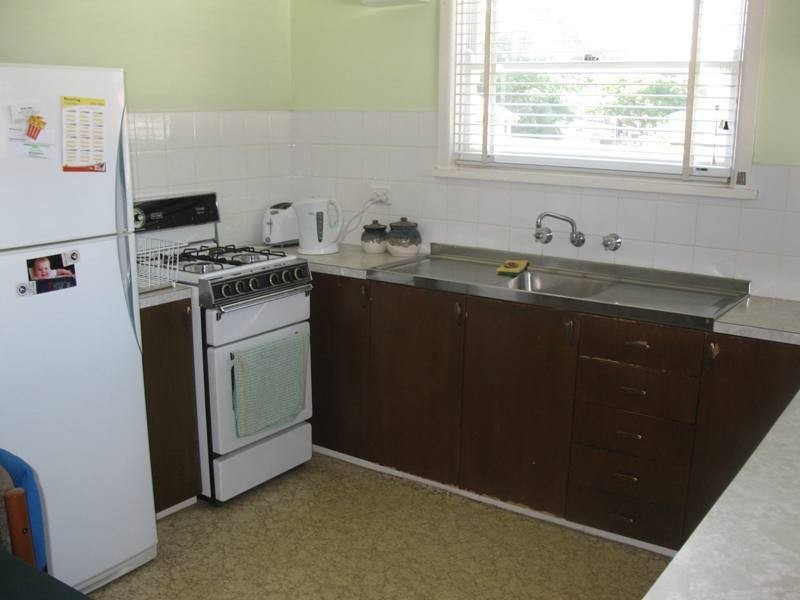 19 DINABETH AVENUE, Blacktown NSW 2148