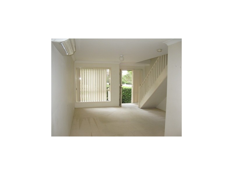 2/10 Filey Street, Blacktown NSW 2148