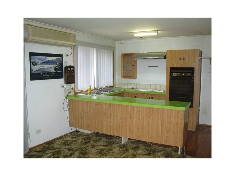5 HOYLE DRIVE, Dean Park NSW 2761