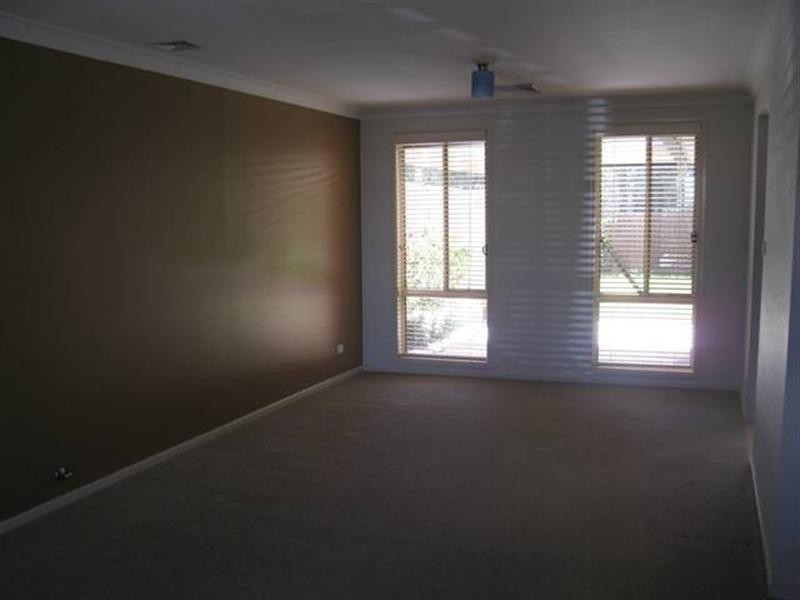 5 Tomko Grove, Parklea NSW 2768