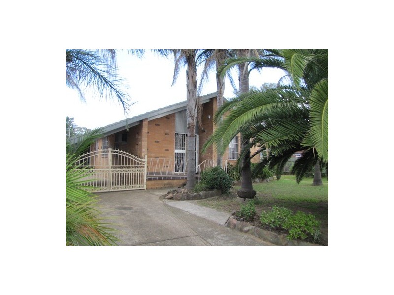 51 WAITAKI STREET, Lethbridge Park NSW 2770