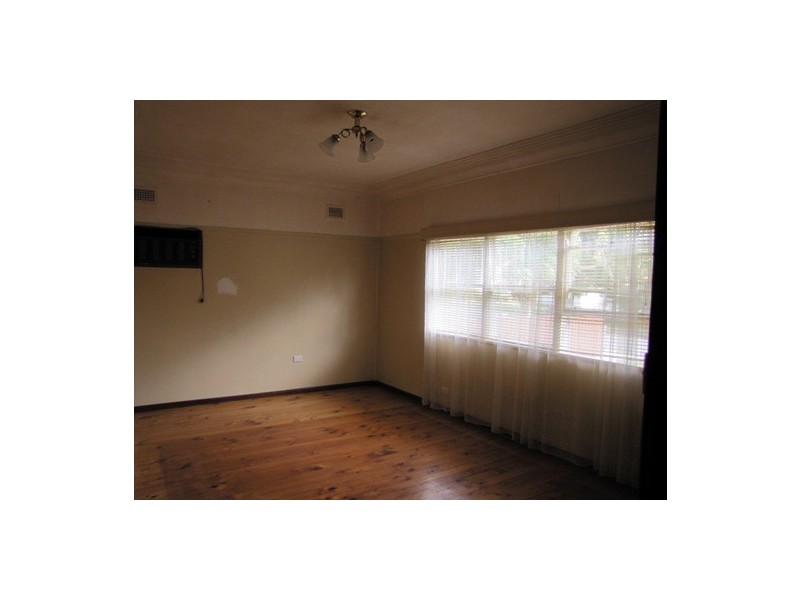 22 ENDEAVOUR STREET, Seven Hills NSW 2147