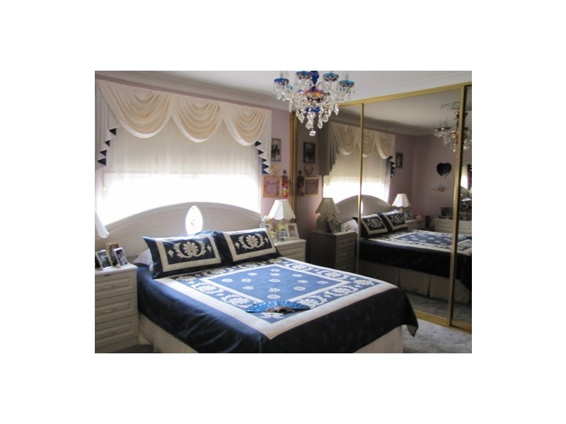 6 columbia Road, Seven Hills NSW 2147