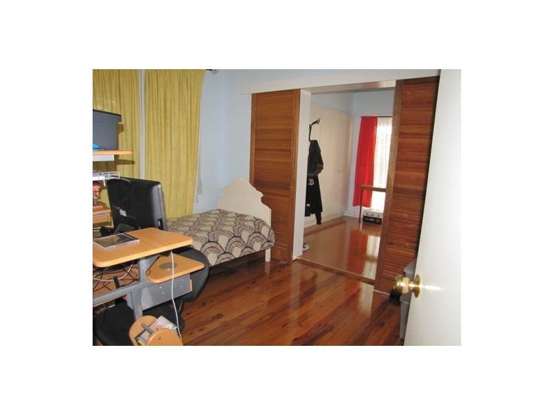 5 Derwent Parade, Blacktown NSW 2148