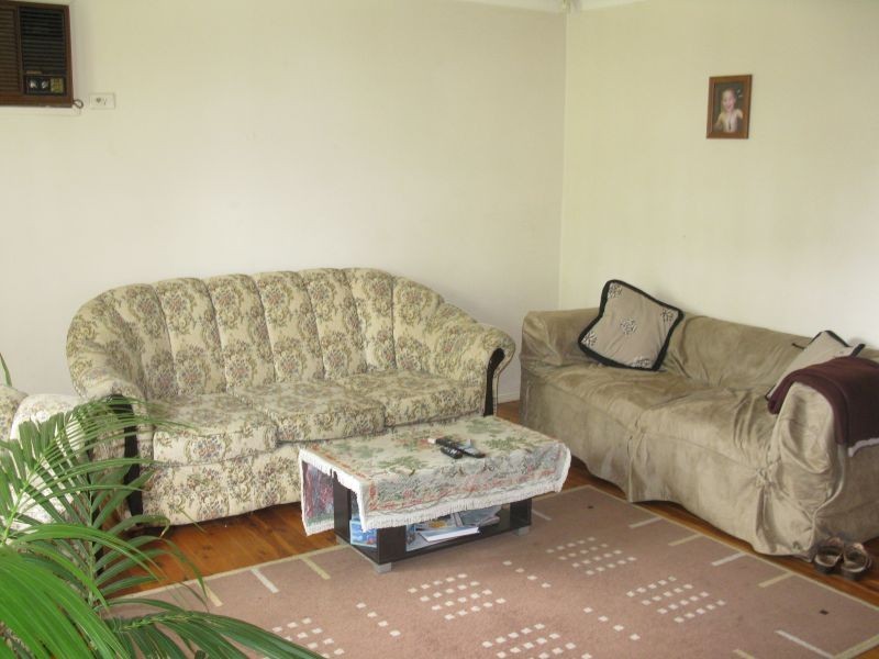 9 ALFORD STREET, Quakers Hill NSW 2763