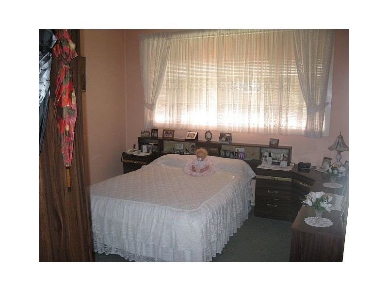 98 Endeavour Street, Seven Hills NSW 2147