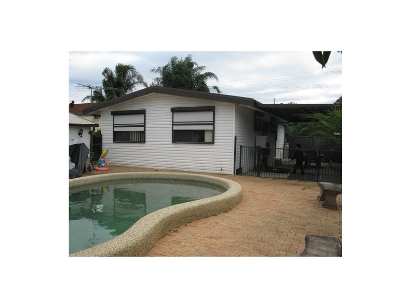 13 templar Street, Blacktown NSW 2148