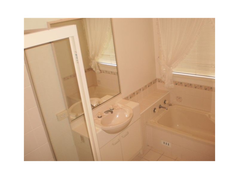 1 Vella Cres, Blacktown NSW 2148